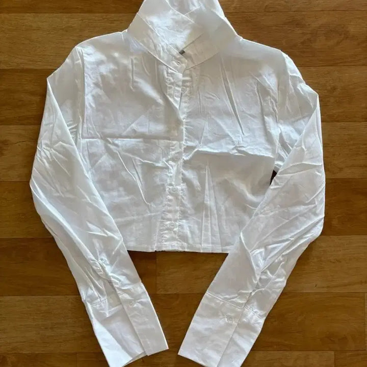[BUNJANG] White Cropped Shirt Blouse - Size S / 화이트 크롭 셔츠 블라우스 S사이즈