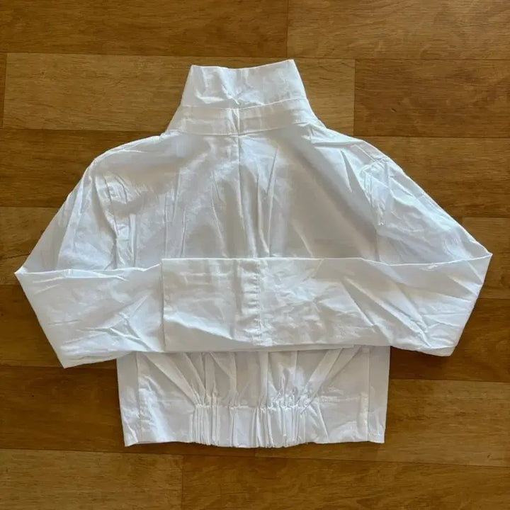 [BUNJANG] White Cropped Shirt Blouse - Size S / 화이트 크롭 셔츠 블라우스 S사이즈