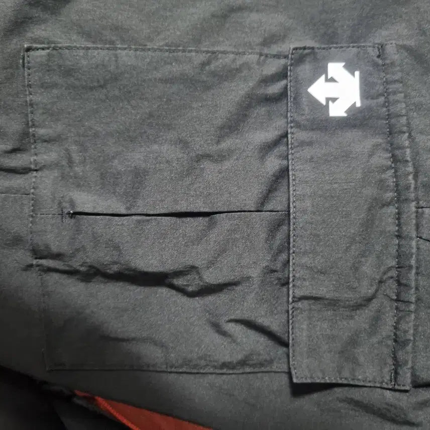 [BUNJANG] Descente Black Cargo Jogger Training Pants / (세탁 완료)데상트 블랙 카고 조거 트레이닝 바지 28~30사이즈