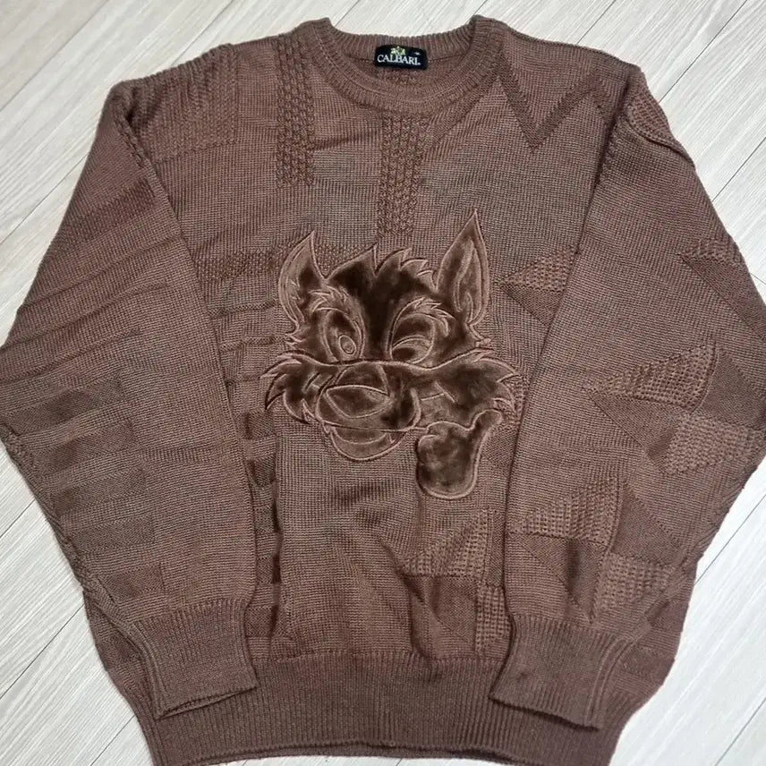 [BUNJANG] CALBARL Brown Wolf Embroidery Knit (Size 100-105) / CALBARL 브라운 통과제리 자수 니트(100-105)