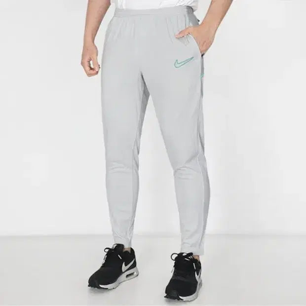 [SOLD OUT] 나이키 드라이핏 아카데미 팬츠