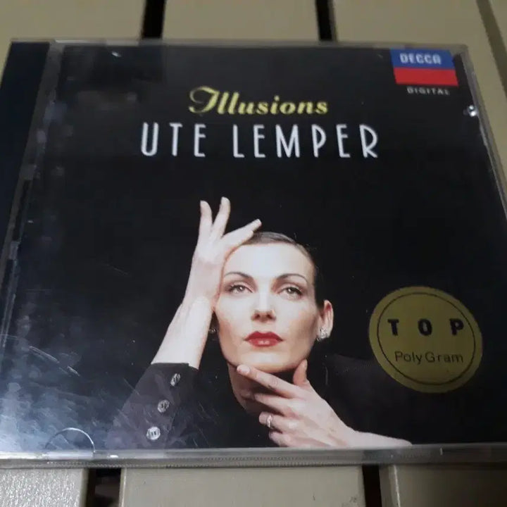 [BUNJANG] Ute Lemper Illusions CD / Ute Lemper의 Illusions CD입니다