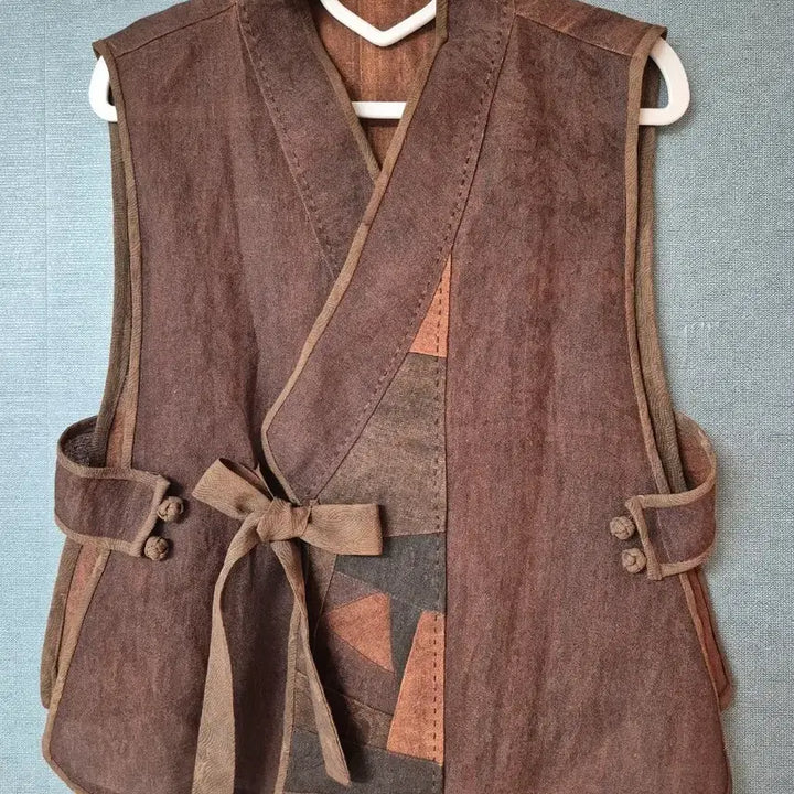 [BUNJANG] Natural Dye Ramie Vest / 천연염색 삼베 조끼 (새제품)