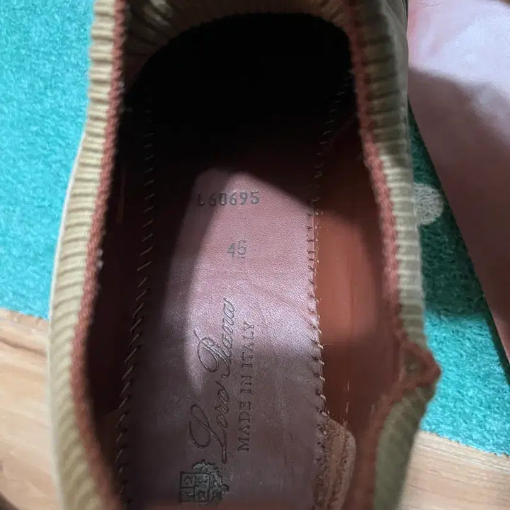 [BUNJANG] Loro Piana Soho Walker Nubuck Sneakers / 로로피아나 정품 소호 워커 누벅 스니커즈