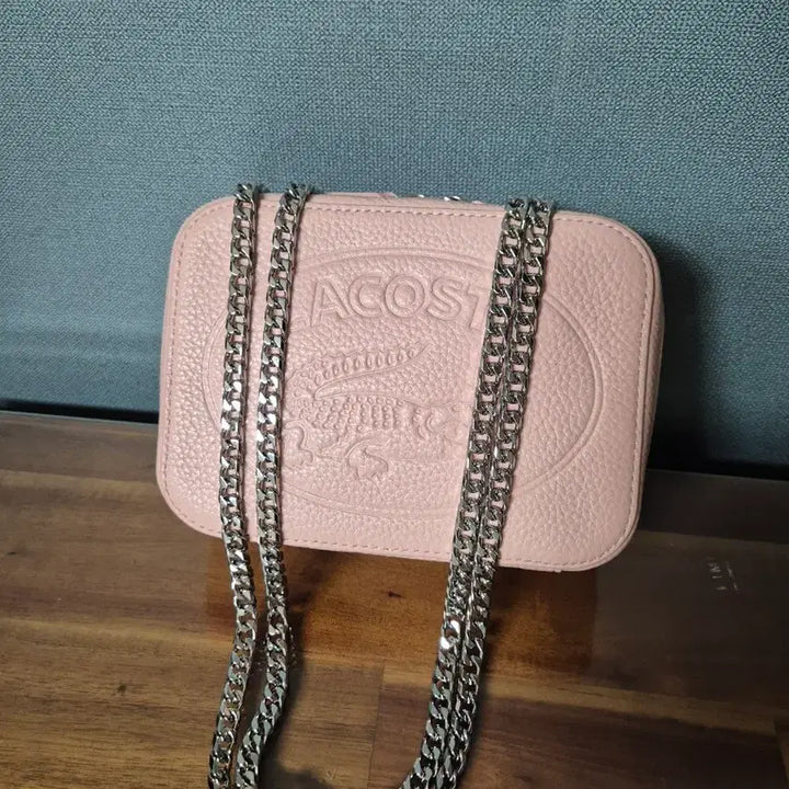 [BUNJANG] Lacoste Pink Chain Crossbody Bag / 라코스테 핑크 체인 크로스백 (새상품)