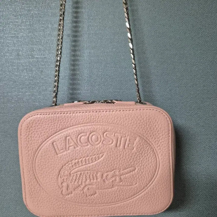 [BUNJANG] Lacoste Pink Chain Crossbody Bag / 라코스테 핑크 체인 크로스백 (새상품)