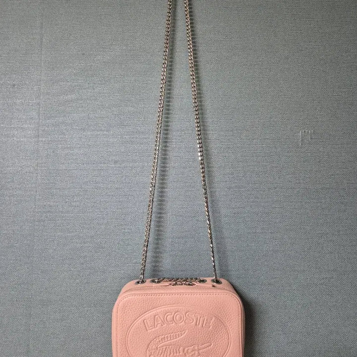 [BUNJANG] Lacoste Pink Chain Crossbody Bag / 라코스테 핑크 체인 크로스백 (새상품)