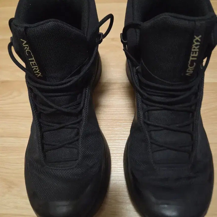 [SOLD OUT] 아크테릭스 코펙 미드 gtx맨  블랙255~260