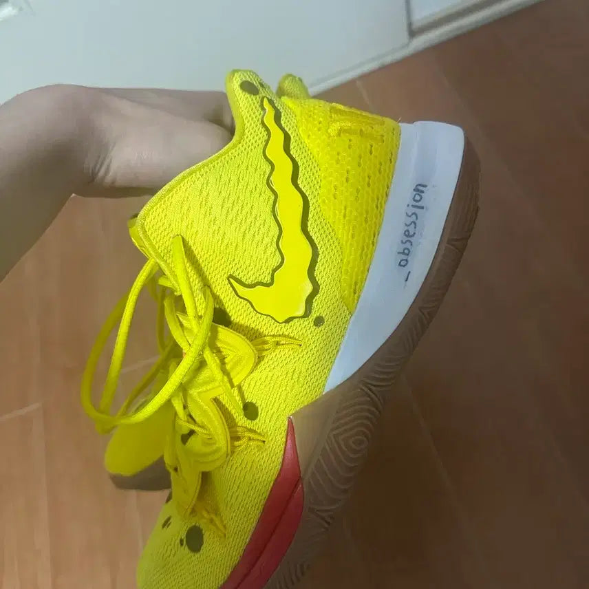 [BUNJANG] Nike Kyrie 5 SpongeBob Sneakers / 나이키 카이리 5 스폰지밥 300
