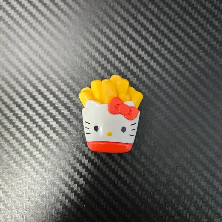 [BUNJANG] Sanrio Hello Kitty French Fries Gacha Figure / 산리오 헬로키티 감자튀김 가챠