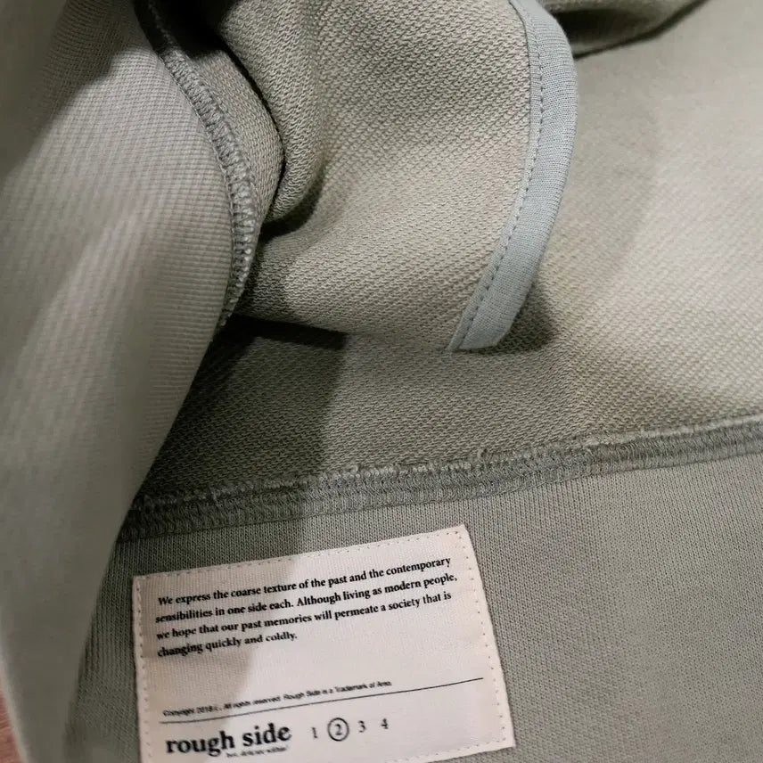 [BUNJANG] Roughside Sweatshirt Pale Green / (KR/2) 러프사이드 스웻셔츠 페일 그린