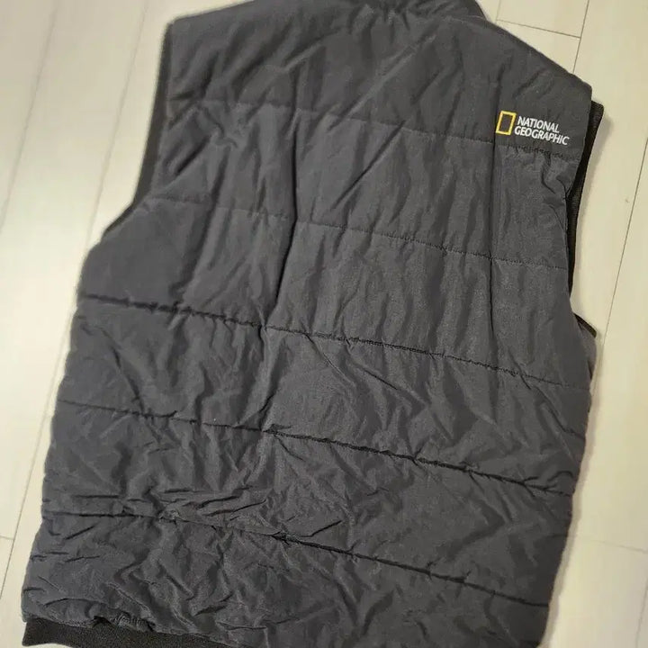 [BUNJANG] National Geographic Areola Pocket Padded Vest XL / 내셔널지오그래픽 아레올라 포켓 패딩 베스트 사이즈105 xl사용감 외