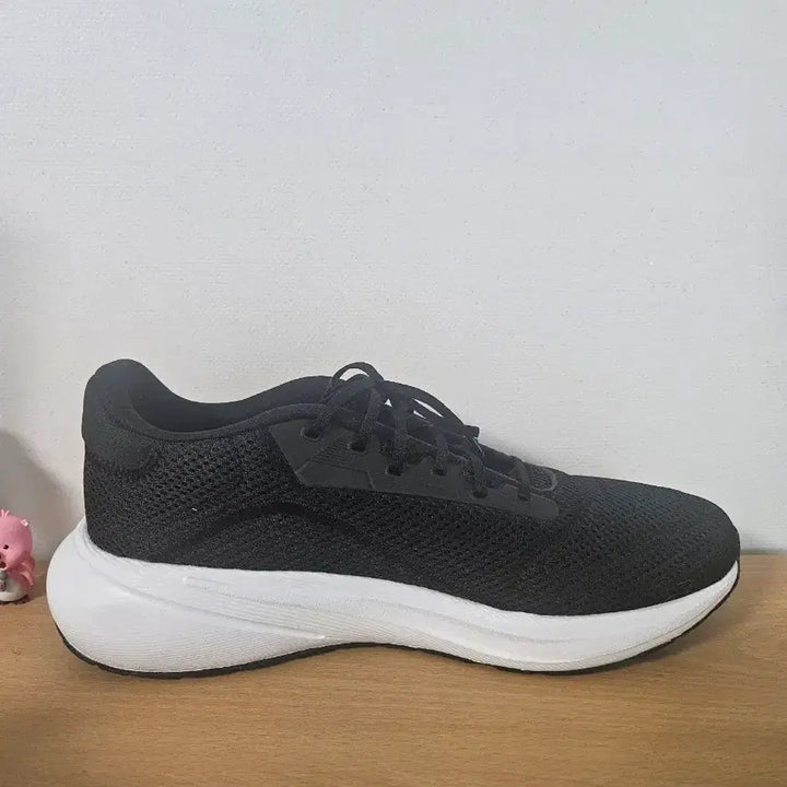 [SOLD OUT] 아디다스 리스폰스 러너 270사이즈 런닝화(택포)