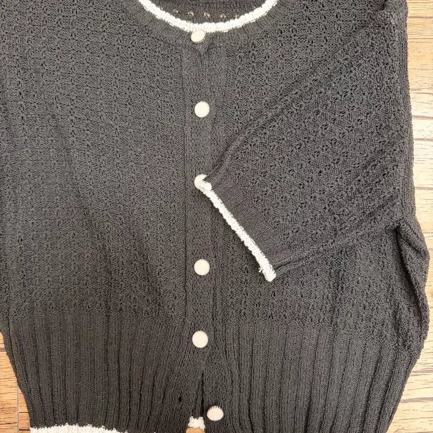 [BUNJANG] Basic Black Short Sleeve Cardigan / 반팔 가디건