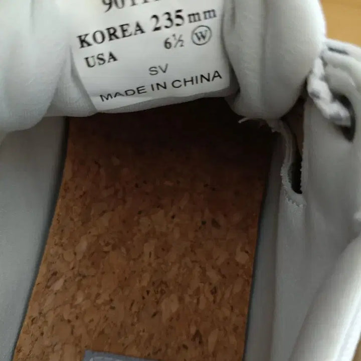 [BUNJANG] FootJoy FJ White Golf Shoes (Size 235) / 풋조이 FJ 골프화 화이트 사이즈 235