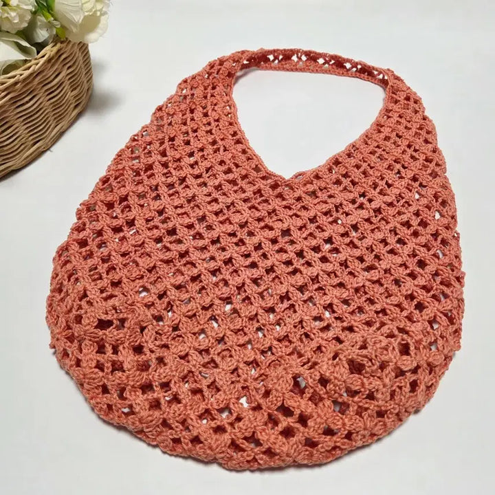 [BUNJANG] Hand-Knitted Floral Hobo Bag / 손뜨개 꽃무늬 호보백(샘플할인)