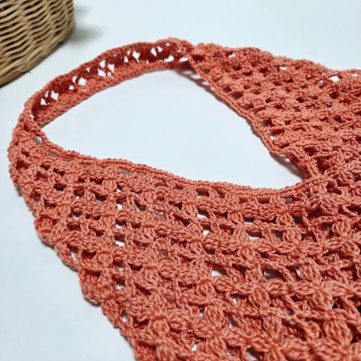 [BUNJANG] Hand-Knitted Floral Hobo Bag / 손뜨개 꽃무늬 호보백(샘플할인)