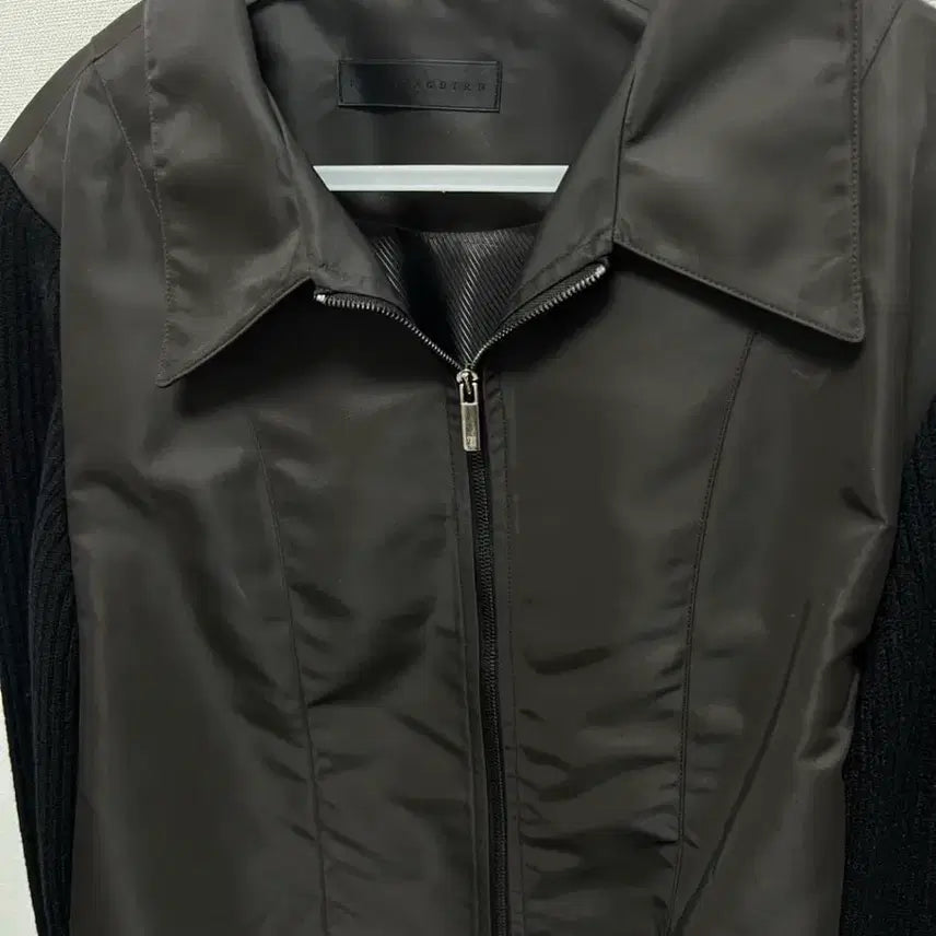 [BUNJANG] Trimingbird Knit Sleeve Crop Jacket Deep Brown / 트리밍버드 니트 슬리브 크롭 자켓 딥브라운