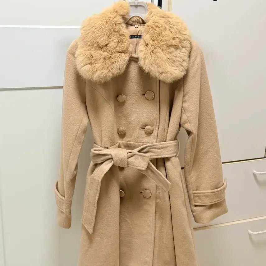 [BUNJANG] INGNI Detachable Fur Collar Coat / INGNI 코트