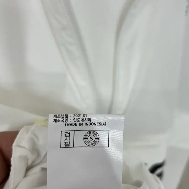 [SOLD OUT] 다이나핏 경량 후드 아노락 바람막이 2xs 아동가능