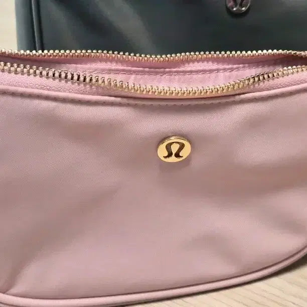 [BUNJANG] Lululemon Mini Bag / 룰루레몬 미니백 새상품