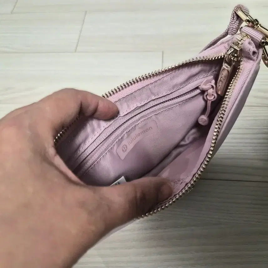 [BUNJANG] Lululemon Mini Bag / 룰루레몬 미니백 새상품