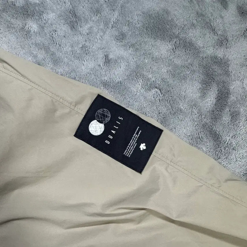[BUNJANG] Descente DUALIS Pullover Windbreaker / 데상트 DUALIS 풀오버 바람막이