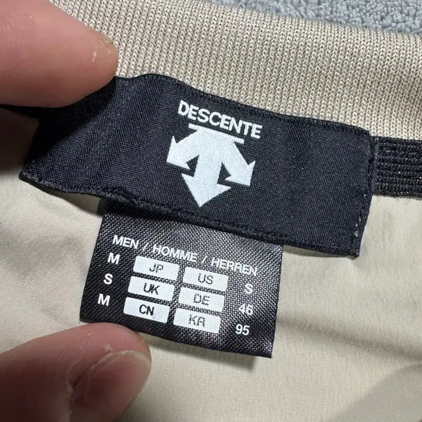 [BUNJANG] Descente DUALIS Pullover Windbreaker / 데상트 DUALIS 풀오버 바람막이