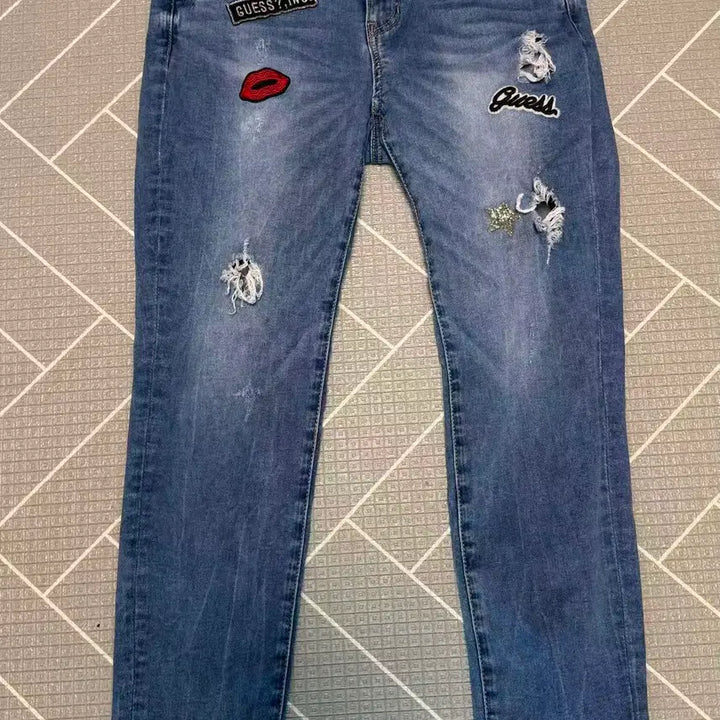 [BUNJANG] Guess Wappen Jeans (S) / 게스 와펜 청바지 / S 25~26인치