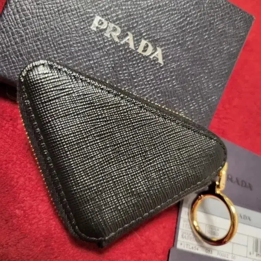 [BUNJANG] Prada Triangle Saffiano Pouch Keyring / 프라다 삼각 사피아노 파우치 키링
