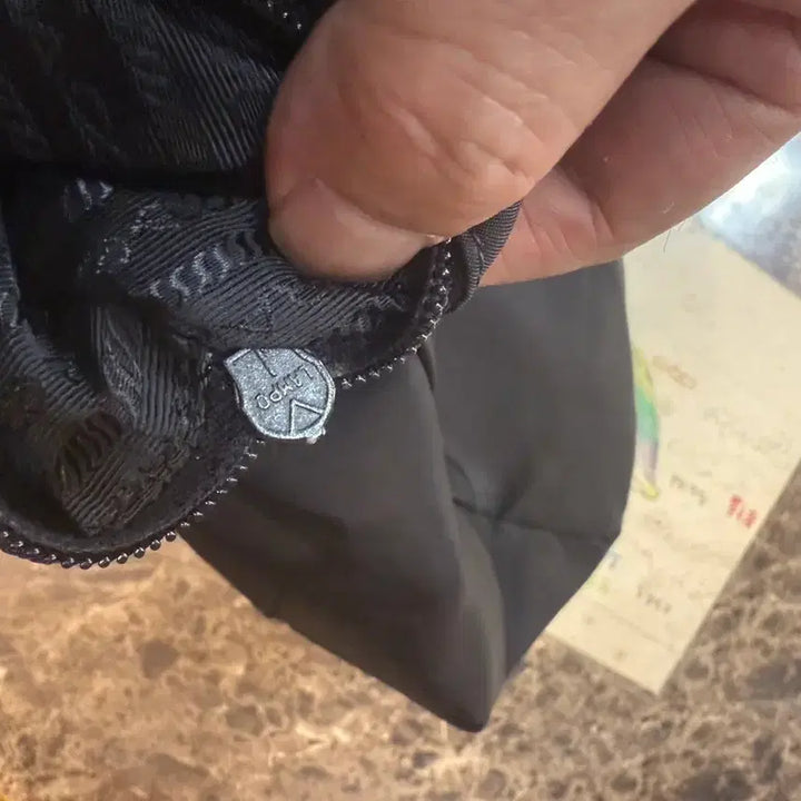 [BUNJANG] Prada Nylon 2-Way Bag / 정품 프라다 나일론 2way백 팝니다