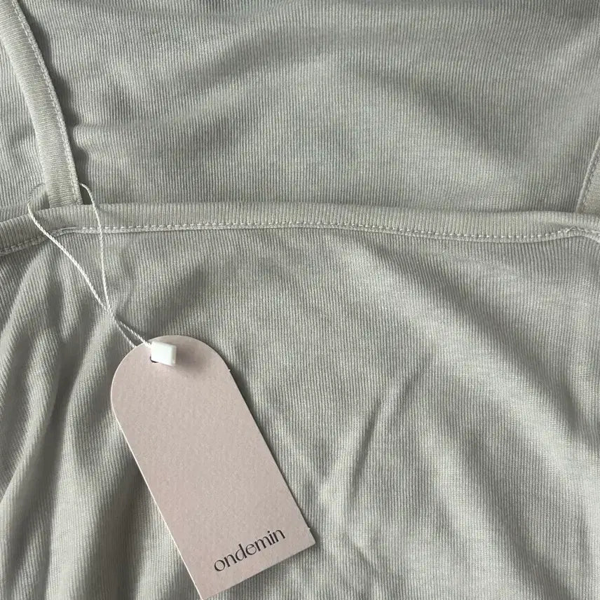 [BUNJANG] On&amp;Min Layered Flare T-shirt Lavender / 택달린새상품) 온드민 플레어 레이어드 티셔츠 라벤더