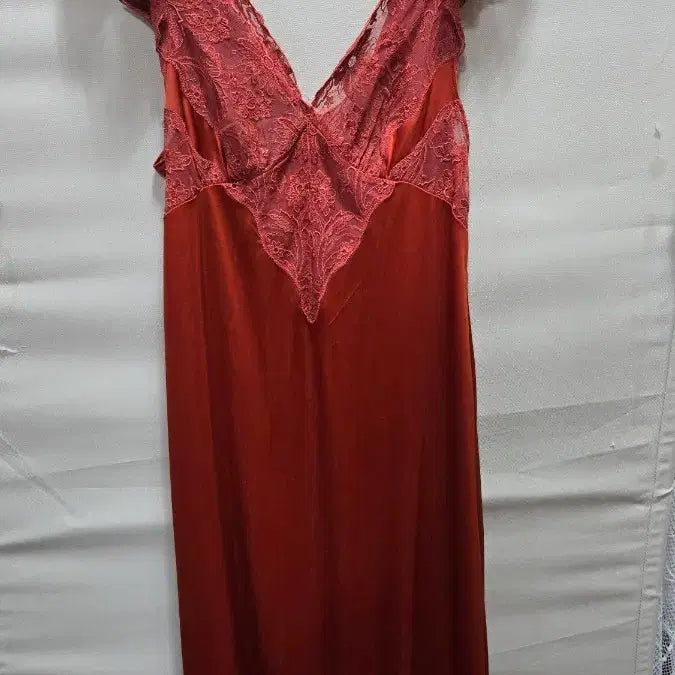 [BUNJANG] Red Lace Long Slip Dress / 레드 레이스 롱 슬립 90
