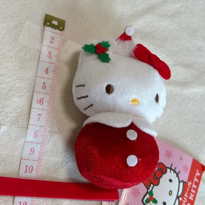[BUNJANG] Hello Kitty Christmas Otenori Mascot Plush / 헬로키티 크리스마스 오테노리 마스코트 인형