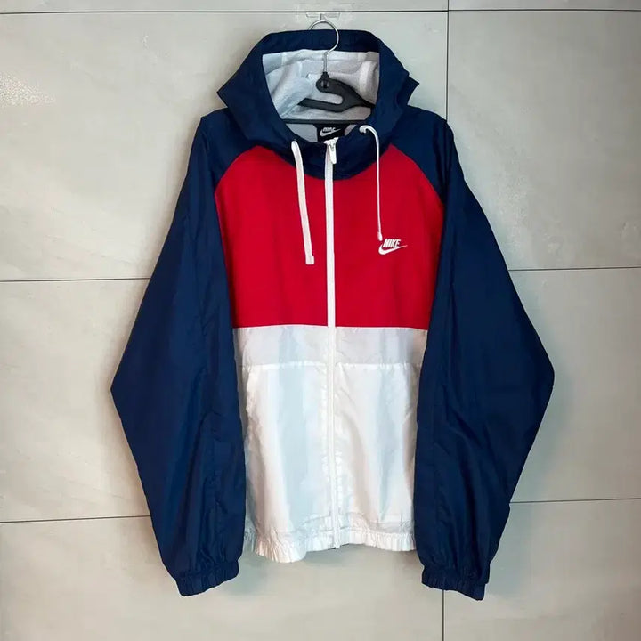 [SOLD OUT] 나이키 윈드러너 우븐 바람막이 [XL]