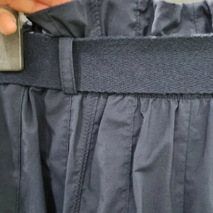 [BUNJANG] Gstudio Navy Belt Wide Culotte Pants / gstudio  네이비 벨트 와이드 큐롯 팬츠
