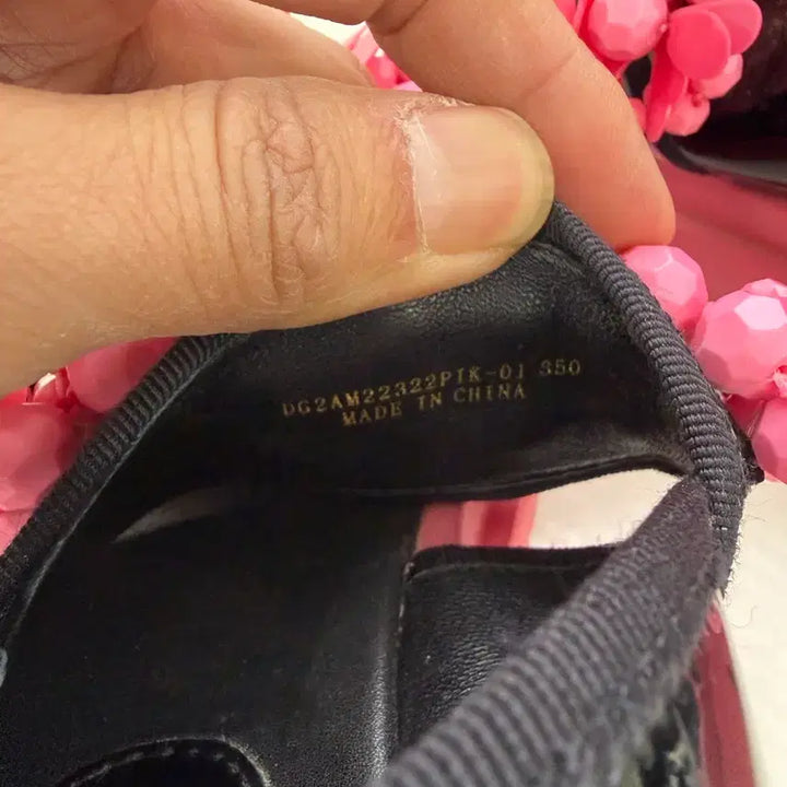 [SOLD OUT] 정품) 슈콤마보니 플랫폼 핑크 꽃 장식 샌들 350