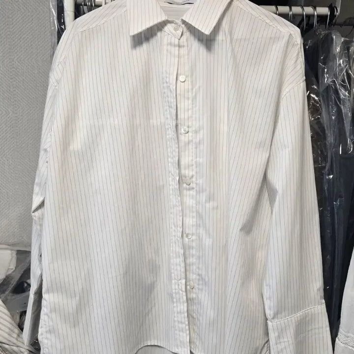 [BUNJANG] London Plat Striped Shirt / [런던플랏]스트라이프 셔츠
