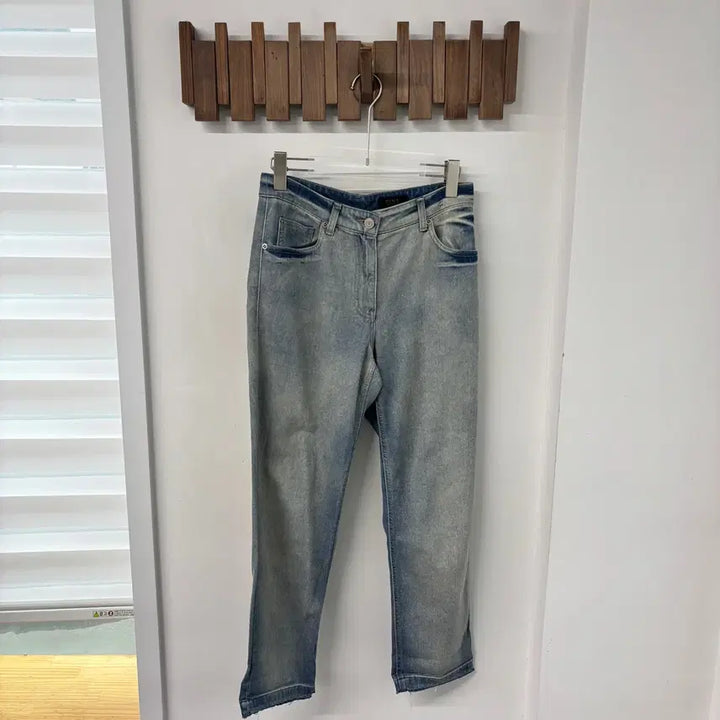[SOLD OUT] 타임 워시드 데님팬츠