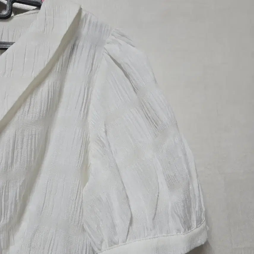 [BUNJANG] MIXXO Short Sleeve Blouse / MIXXO 반팔 블라우스 M
