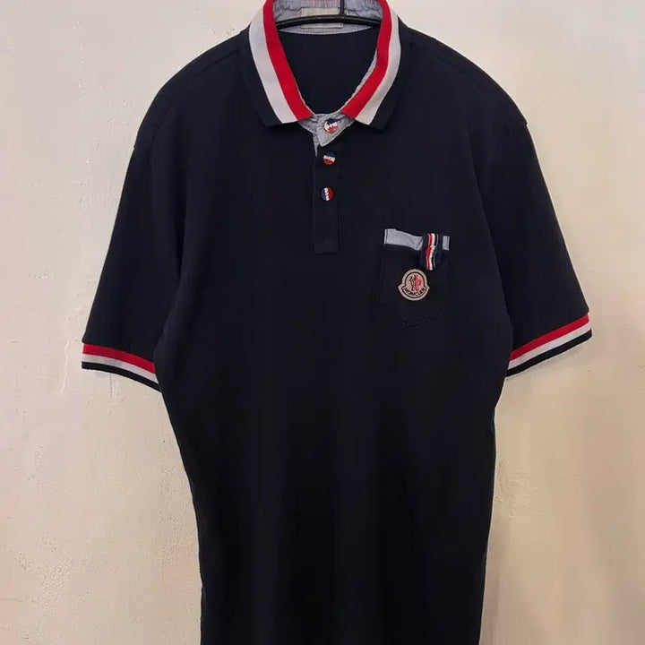 [SOLD OUT] 몽클레어 남성 네이비 카라티 (실측 100)