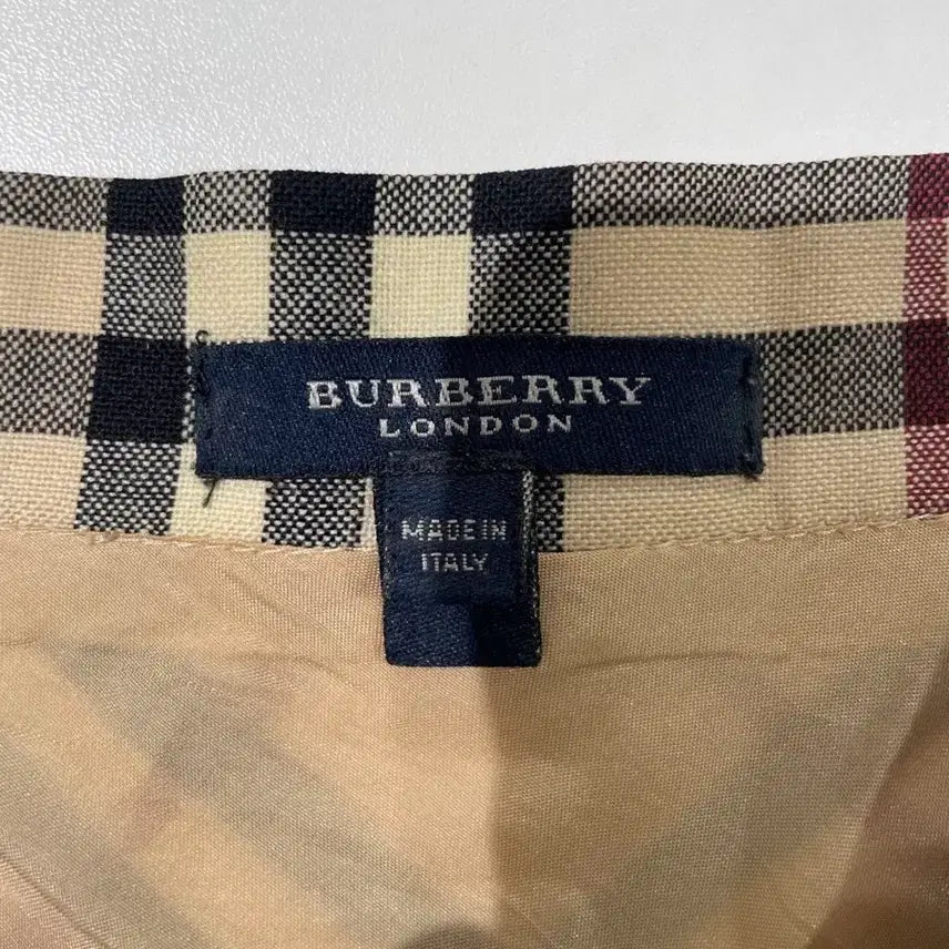 [BUNJANG] Burberry Nova Check Midi Skirt / 버버리 베이지 노바체크 미디스커트