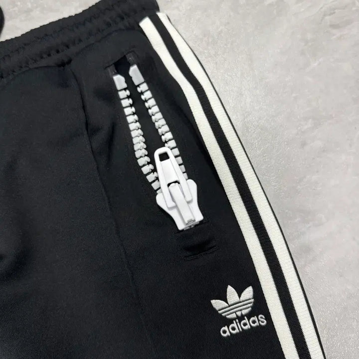 [SOLD OUT] 76 (30) 아디다스 adidas X 제레미 스콧