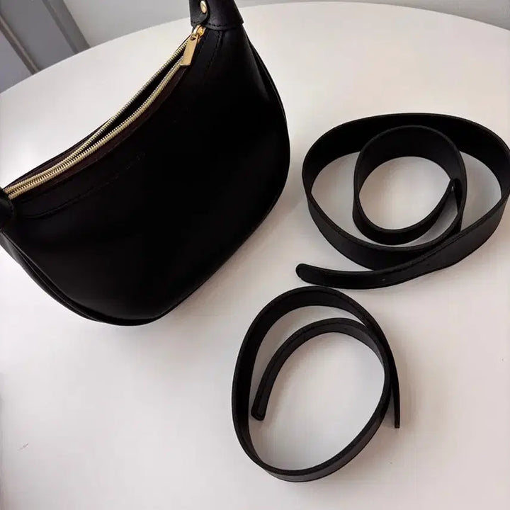 [BUNJANG] Leather Half-Moon Shoulder Bag / 소가죽 반달숄더백