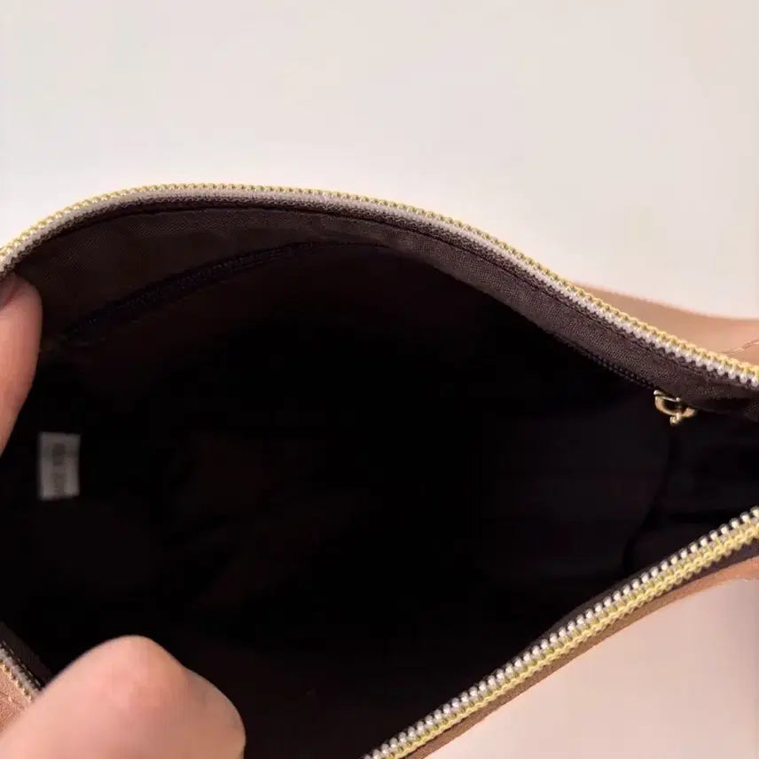 [BUNJANG] Leather Half-Moon Shoulder Bag / 소가죽 반달숄더백