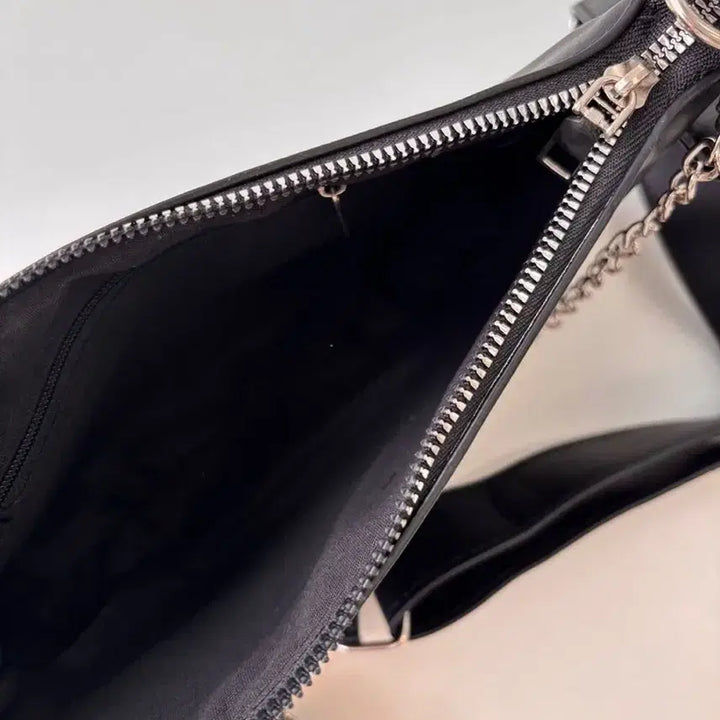 [BUNJANG] Black Crossbody Bag with Coin Purse / 크로스백