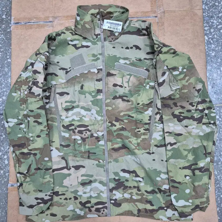[SOLD OUT] 미군 오리지날 윈드자켓 바람막이 미디움레귤러 판매합니다.