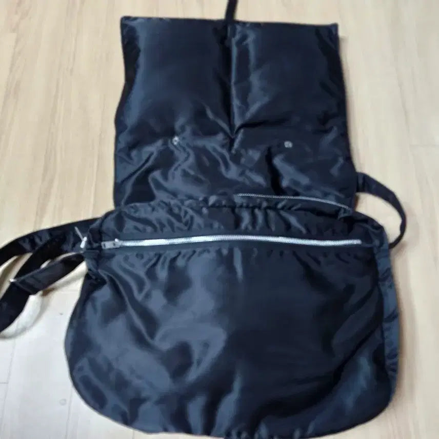 [BUNJANG] Yoshida Porter Tanker 2-Way Shoulder Bag / 요시다포터 탱커 플립형 2way 숄더백