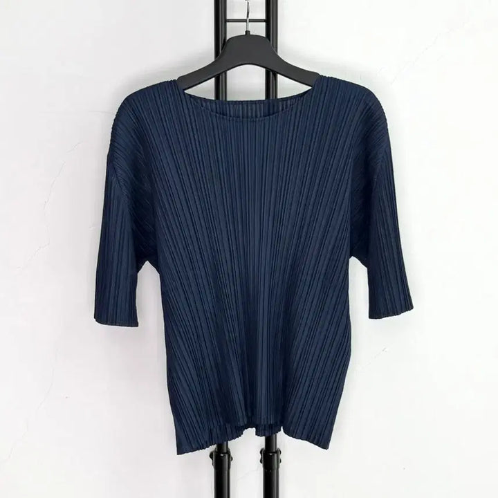 [SOLD OUT] 정품 플리츠플리즈 PLEATS PLEASE 네이비 반팔 티셔츠