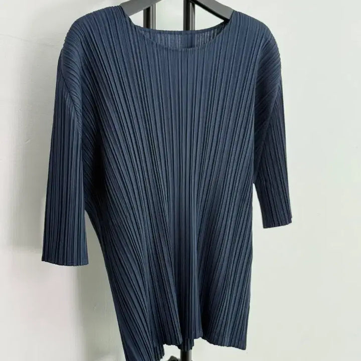 [SOLD OUT] 정품 플리츠플리즈 PLEATS PLEASE 네이비 반팔 티셔츠